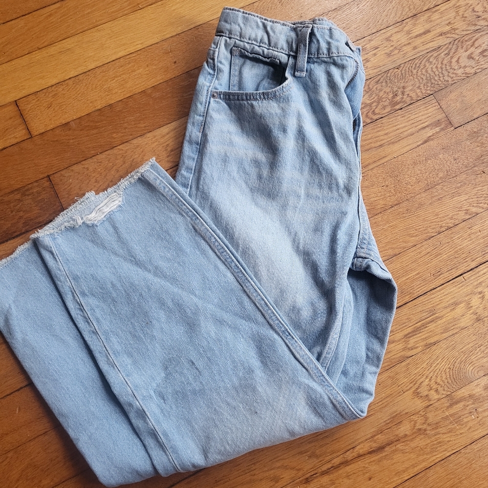 Light washed Old Navy girls jeans size 14